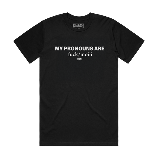 'MY PRONOUNS' BLACK TEE